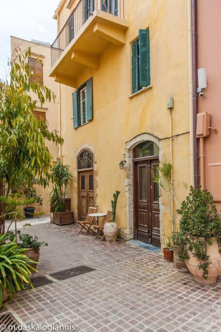 History & Culture In Old Town Chania Chania  Eksteriør billede